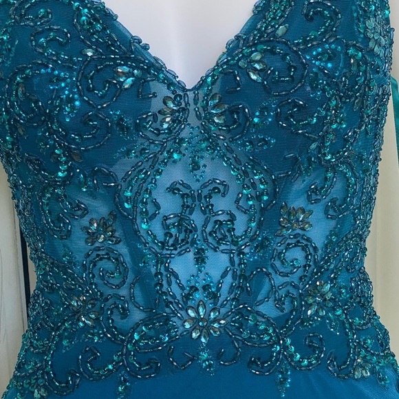 Size 0 Clarisse 8064 Peacock Teal Open Back Side Slit Dress Prom Gown NWT - Picture 3 of 5